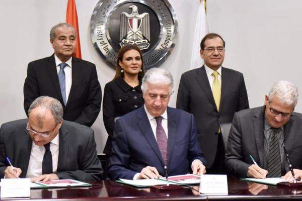 مصر توقع اتفاقا مع المؤسسة الدولية الاسلامية لتمويل التجارة لدعم سلع بترولية وتموينية
