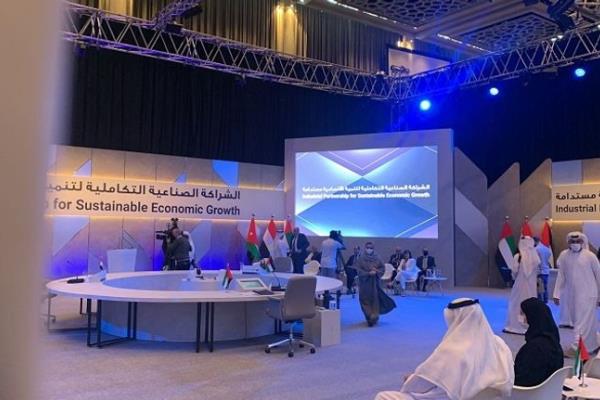 اتفاقية "الشراكة الصناعية التكاملية لتنمية اقتصادية مستدامة" بالمجالات الحيوية بين مصر والإمارات والأردن