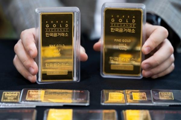 شعبة الذهب:  تعليق بعض محلات الذهب البيع لحين استقرار السوق