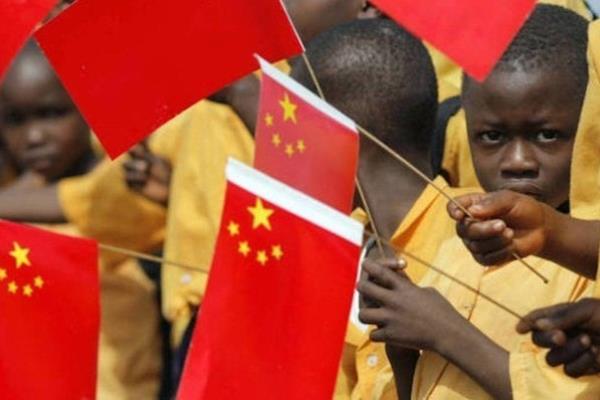 تراجع الإقراض السيادي الصيني لإفريقيا لأقل من مليار دولار