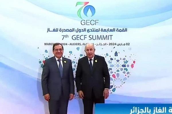 مصر أمام قمة الجزائر: النفط والغاز جزء رئيس من حلول مواجهة تغير المناخ