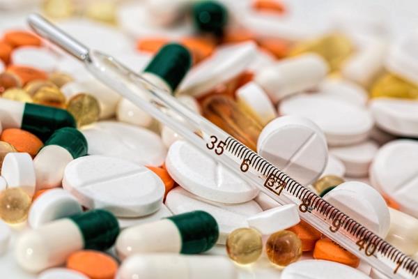 هيئة الدواء المصرية تمهل شركات الأدوية لتقديم طلبات زيادة الأسعار