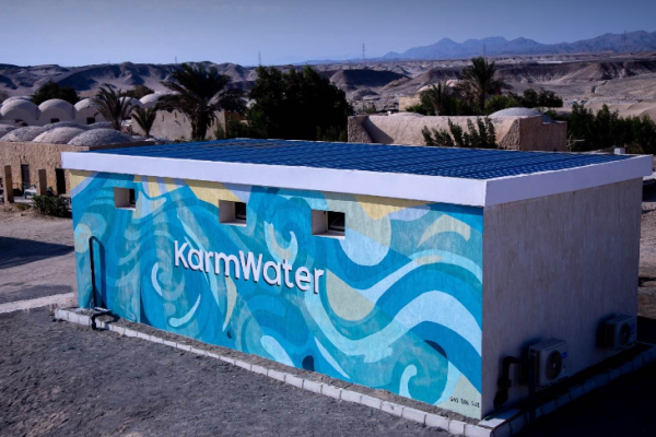 كرم للمياه تفتتح أول محطة لتحلية المياه تعمل بالطاقة الشمسية