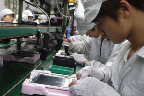 الصين: 5.6% ارتفاع  شحنات أجهزة الكمبيوتر اللوحي خلال الربع الأخيرمن   2020