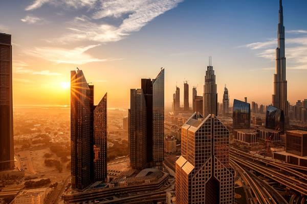 المركز الاتحادي للتنافسية والإحصاء: 1.4 تريليون درهم حجم تجارة الإمارات غير النفطية 2020