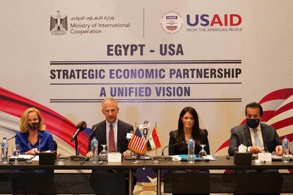 توقيع 7 اتفاقيات منح بقيمة 125 مليون دولار بين مصر والولايات المتحدة الأمريكية